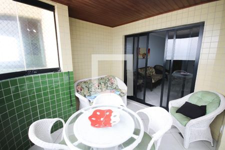 Varanda de apartamento para alugar com 3 quartos, 100m² em Guilhermina, Praia Grande