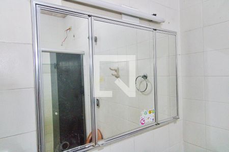 Casa à venda com 314m², 3 quartos e 4 vagasBanheiro