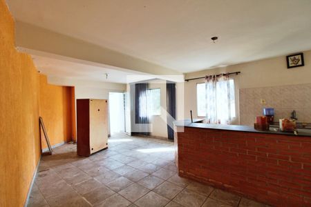 Casa à venda com 314m², 3 quartos e 4 vagasEdícula