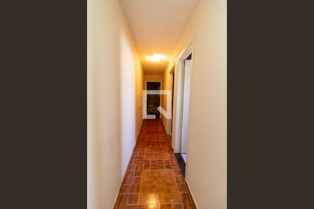 Corredor Quartos de casa à venda com 3 quartos, 195m² em Jardim Peri Peri, São Paulo