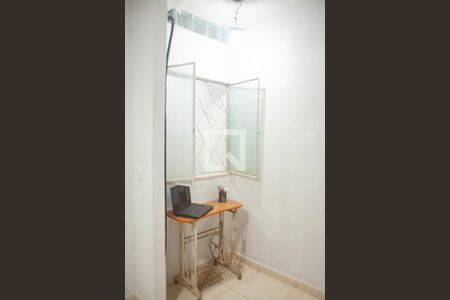 Quarto de kitnet/studio para alugar com 1 quarto, 30m² em Comendador Soares, Nova Iguaçu