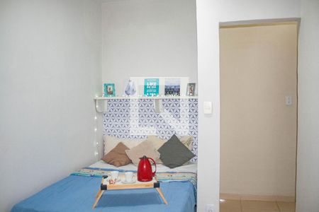 Quarto de kitnet/studio para alugar com 1 quarto, 30m² em Comendador Soares, Nova Iguaçu