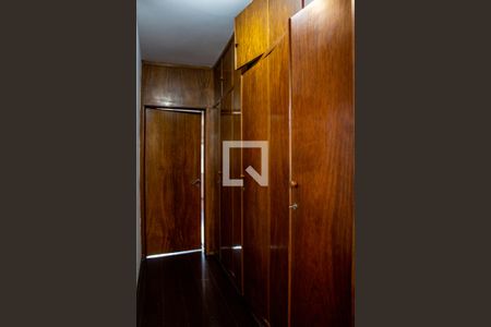 Casa à venda com 320m², 3 quartos e 5 vagasCorredor