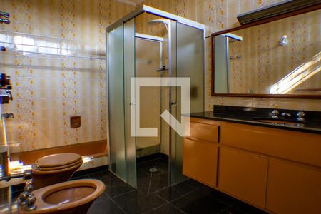 Casa à venda com 320m², 3 quartos e 5 vagasBanheiro do Quarto 3