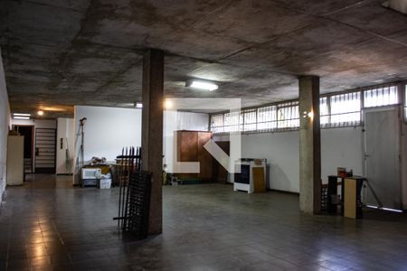 Casa à venda com 320m², 3 quartos e 5 vagasGaragem