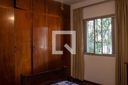 Casa à venda com 320m², 3 quartos e 5 vagasQuarto 2