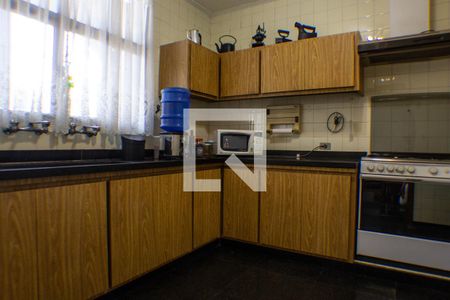 Casa à venda com 320m², 3 quartos e 5 vagasCozinha