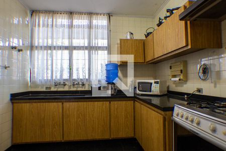 Casa à venda com 320m², 3 quartos e 5 vagasCozinha