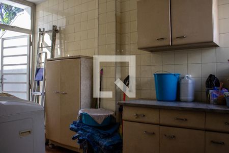 Casa à venda com 320m², 3 quartos e 5 vagasÁrea de Serviço