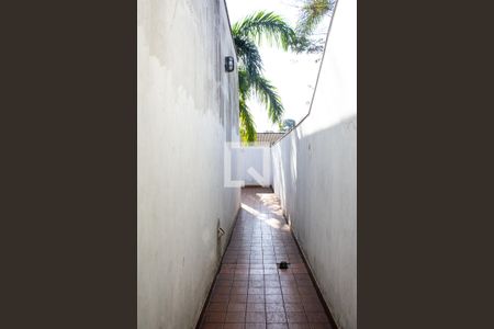 Casa à venda com 320m², 3 quartos e 5 vagasCorredor