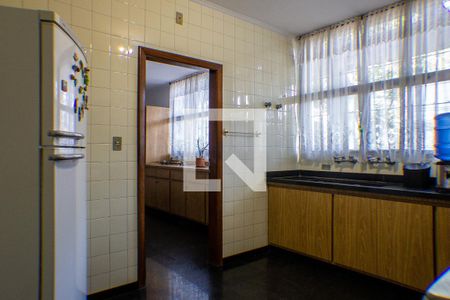 Casa à venda com 320m², 3 quartos e 5 vagasCozinha