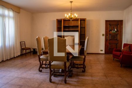 Sala de casa à venda com 3 quartos, 320m² em Planalto Paulista, São Paulo