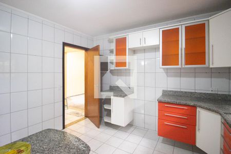 Cozinha de casa à venda com 3 quartos, 150m² em Presidente Altino, Osasco