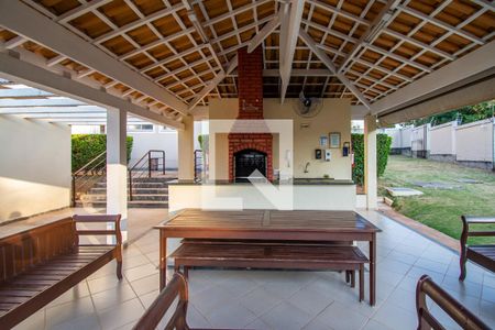Apartamento para alugar com 50m², 2 quartos e 1 vaga Apartamento para alugar com 50m², 2 quartos e 1 vagaÁrea comum - Churrasqueira