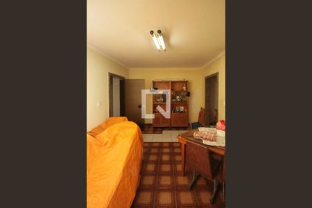 Casa à venda com 315m², 3 quartos e 7 vagasCopa