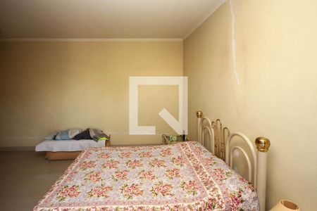 Casa à venda com 315m², 3 quartos e 7 vagasSuite