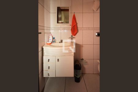 Casa à venda com 315m², 3 quartos e 7 vagasBanheiro de Serviço