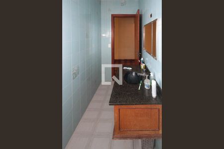 Casa à venda com 315m², 3 quartos e 7 vagasBanheiro Social