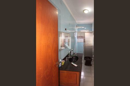 Casa à venda com 315m², 3 quartos e 7 vagasbanheiro da Suíte