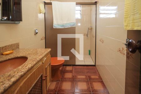 Casa à venda com 315m², 3 quartos e 7 vagasbanheiro da Suíte