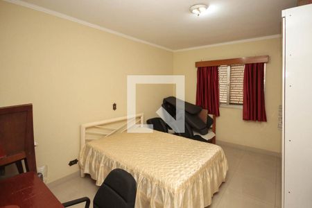 Casa à venda com 315m², 3 quartos e 7 vagasQuarto 02