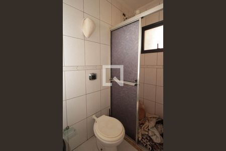 Casa à venda com 315m², 3 quartos e 7 vagasBanheiro de Serviço