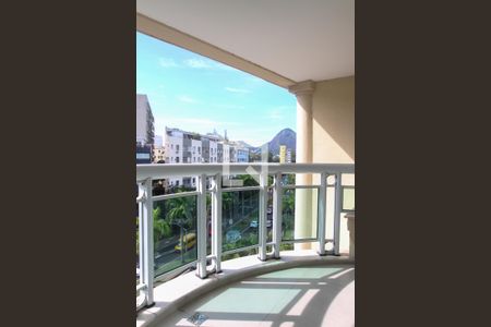 Apartamento à venda com 141m², 2 quartos e 2 vagasVaranda dos Quartos