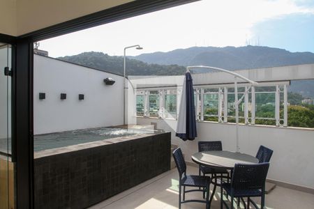 Apartamento à venda com 141m², 2 quartos e 2 vagasÁrea externa - Cobertura