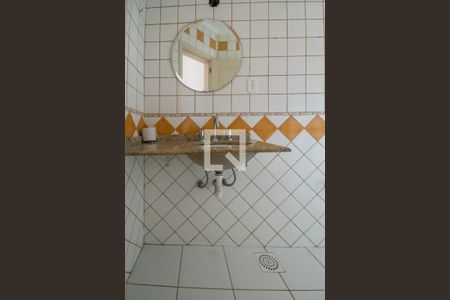 Casa de condomínio à venda com 160m², 3 quartos e 1 vaga Casa de condomínio à venda com 160m², 3 quartos e 1 vagaBanheiro Social