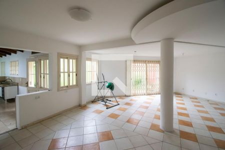 Sala de Estar de casa de condomínio à venda com 3 quartos, 160m² em Cavalhada, Porto Alegre