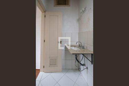 Casa de condomínio à venda com 160m², 3 quartos e 1 vaga Casa de condomínio à venda com 160m², 3 quartos e 1 vagaBanheiro do Sótão