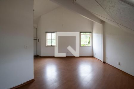 Casa de condomínio à venda com 160m², 3 quartos e 1 vaga Casa de condomínio à venda com 160m², 3 quartos e 1 vagaSótão