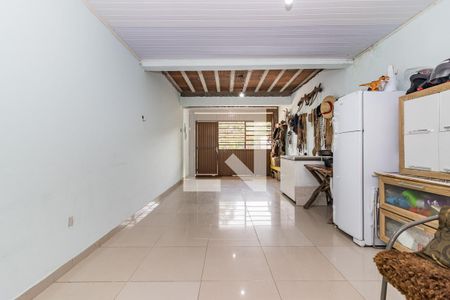 Casa à venda com 420m², 4 quartos e 4 vagas Casa à venda com 420m², 4 quartos e 4 vagasGaragem