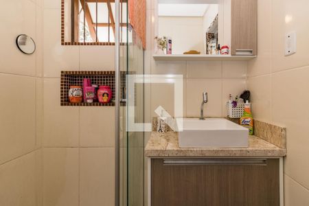 Casa à venda com 420m², 4 quartos e 4 vagas Casa à venda com 420m², 4 quartos e 4 vagasBanheiro da Suíte