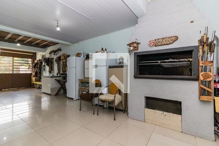 Casa à venda com 420m², 4 quartos e 4 vagas Casa à venda com 420m², 4 quartos e 4 vagasChurrasqueira