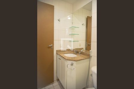 Apartamento para alugar com 86m², 2 quartos e 2 vagasBanheiro da Suíte