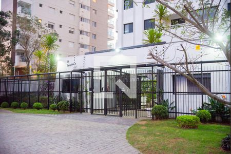 Apartamento para alugar com 86m², 2 quartos e 2 vagasFachada