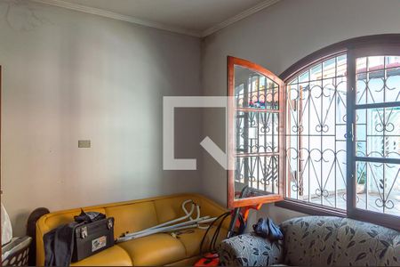 Casa à venda com 274m², 5 quartos e 6 vagasQuarto de Serviço