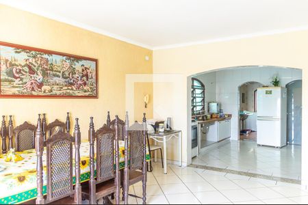 Casa à venda com 274m², 5 quartos e 6 vagasSala de Janta