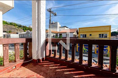 Apartamento para alugar com 115m², 3 quartos e sem vaga Apartamento para alugar com 115m², 3 quartos e sem vagaVista