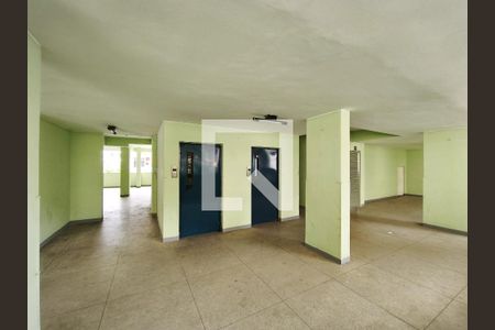 Apartamento à venda com 82m², 2 quartos e 1 vaga Apartamento à venda com 82m², 2 quartos e 1 vagaÁrea comum - Playground