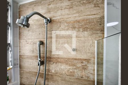 Apartamento à venda com 82m², 2 quartos e 1 vaga Apartamento à venda com 82m², 2 quartos e 1 vagaBanheiro Corredor