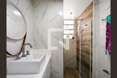 Apartamento à venda com 82m², 2 quartos e 1 vaga Apartamento à venda com 82m², 2 quartos e 1 vagaBanheiro Corredor