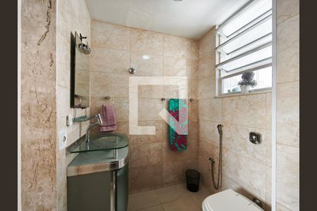 Apartamento à venda com 82m², 2 quartos e 1 vaga Apartamento à venda com 82m², 2 quartos e 1 vagaBanheiro da Suíte