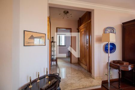 Apartamento à venda com 280m², 3 quartos e 4 vagasCorredor da Entrada