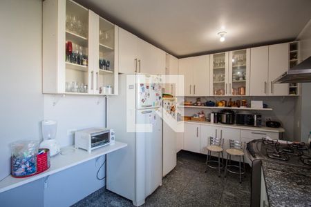 Apartamento à venda com 280m², 3 quartos e 4 vagasCozinha