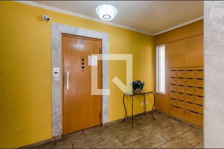 Apartamento para alugar com 106m², 2 quartos e 1 vaga Apartamento para alugar com 106m², 2 quartos e 1 vagaHall de entrada