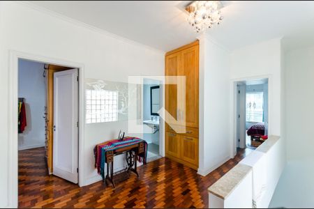 Casa para alugar com 320m², 4 quartos e 4 vagasCorredor