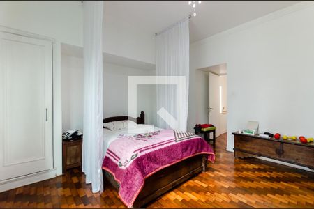 Casa para alugar com 320m², 4 quartos e 4 vagasSuíte 1