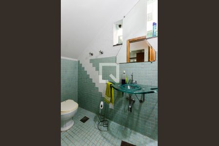 Casa para alugar com 320m², 4 quartos e 4 vagasLavabo